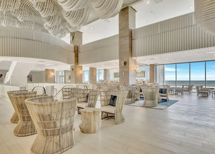 Daytona Grande Oceanfront Resort