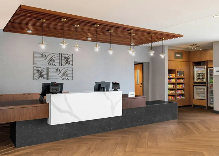 Fairfield By Marriott Inn & Suites Norfolk