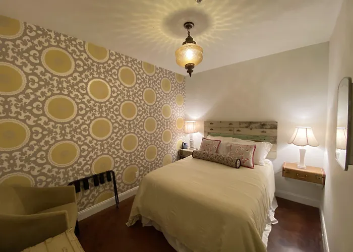 Mulberry Inn