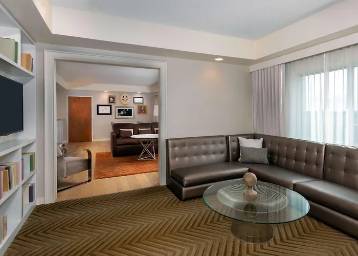 Hilton Charlotte Airport Hotel