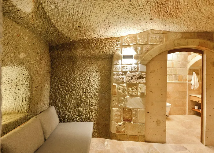 Evanthia Cave Suites
