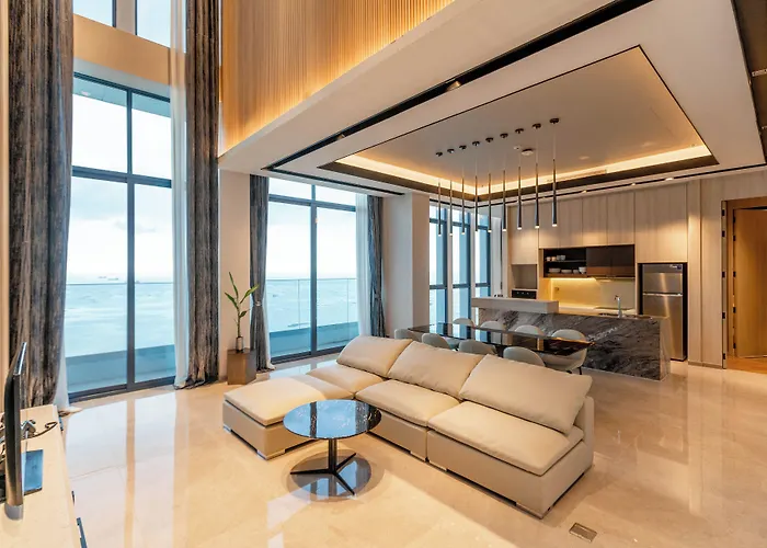 S Sriracha Hotel & Residence