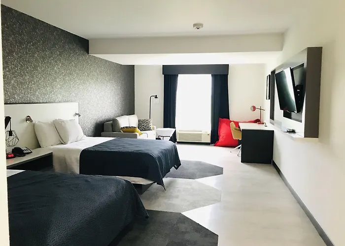 Hy-Lo Hotel