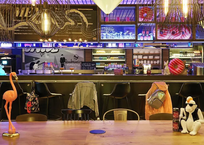 Moxy Edinburgh Airport