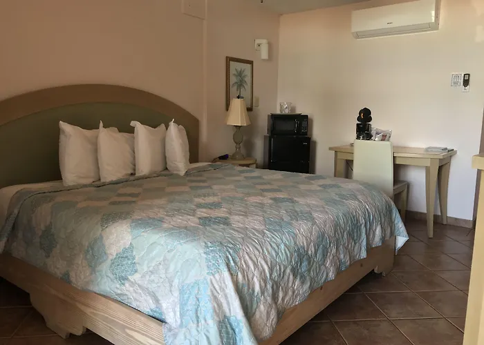 Luquillo Sunrise Beach Inn