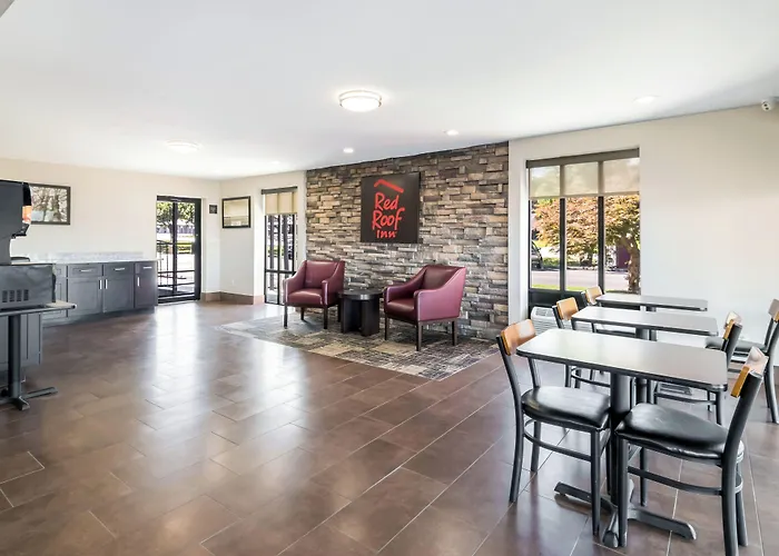 Red Roof Inn Dandridge