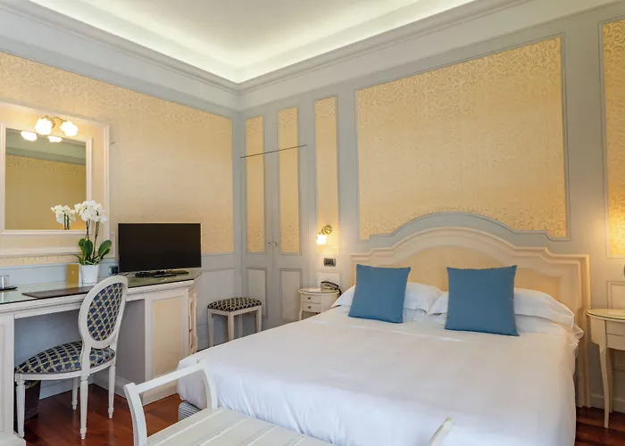 Phi Hotel Canalgrande