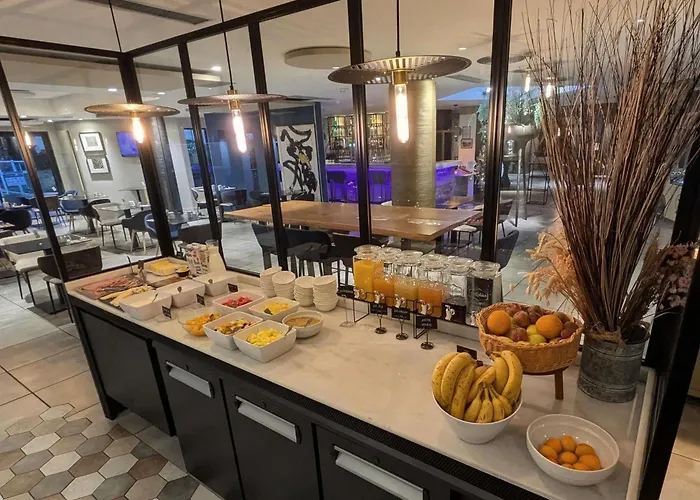 Mercure Pau Palais Des Sports