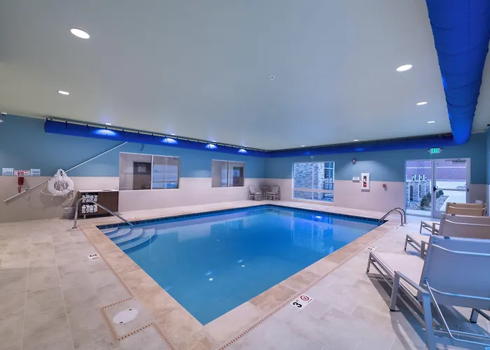 Holiday Inn Express & Suites - Millersburg By Ihg