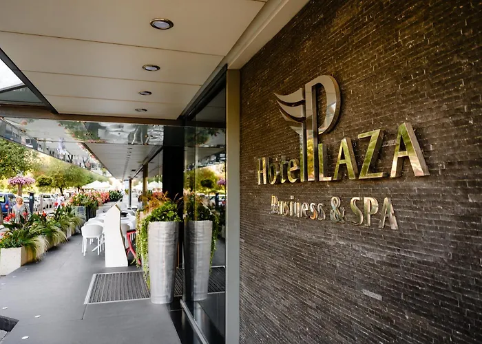 Plaza V Hotel