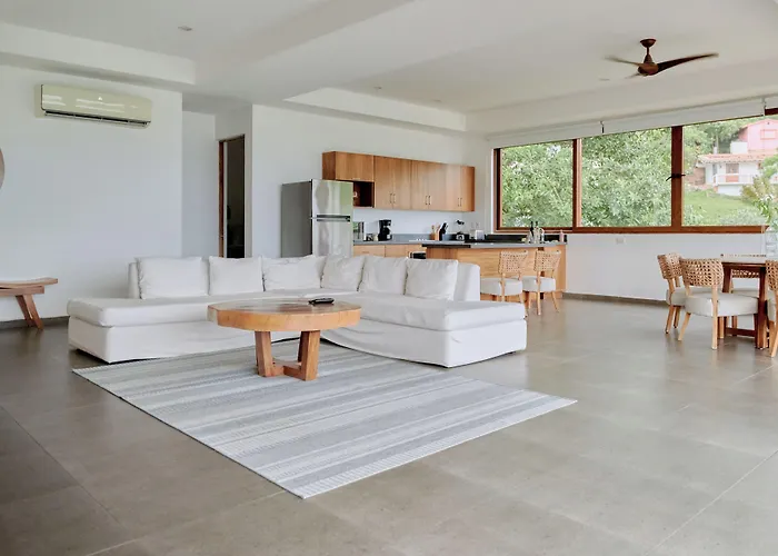 Ysuri Sayulita - Beachfront Hotel