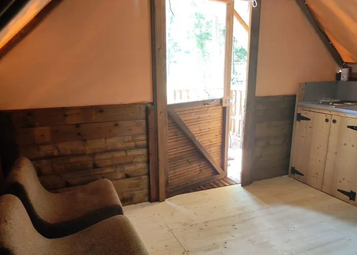 Saecula Natural Village Experience