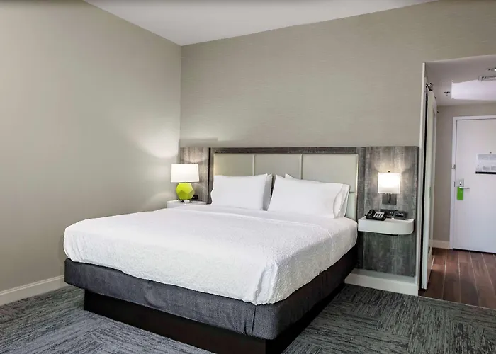 Hampton Inn Cranbury