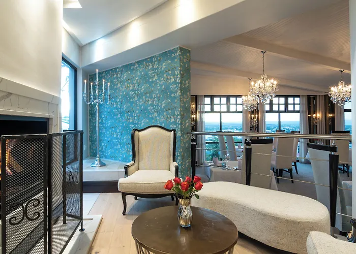 Heinitzburg Boutique Hotel