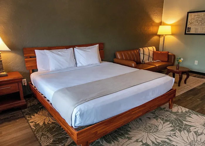 Townsend River Breeze Inn