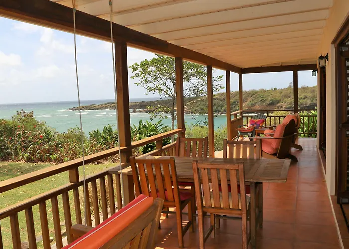 Two Bays Beach Villa, Apartment, And Studios