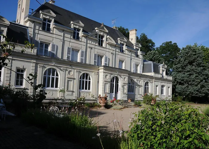 Château Campsite: Rustic Outdoor Experience