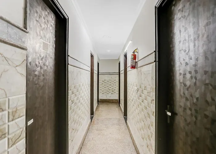 Hotel O Blue Diamond Near Jahangirpuri Metro Station