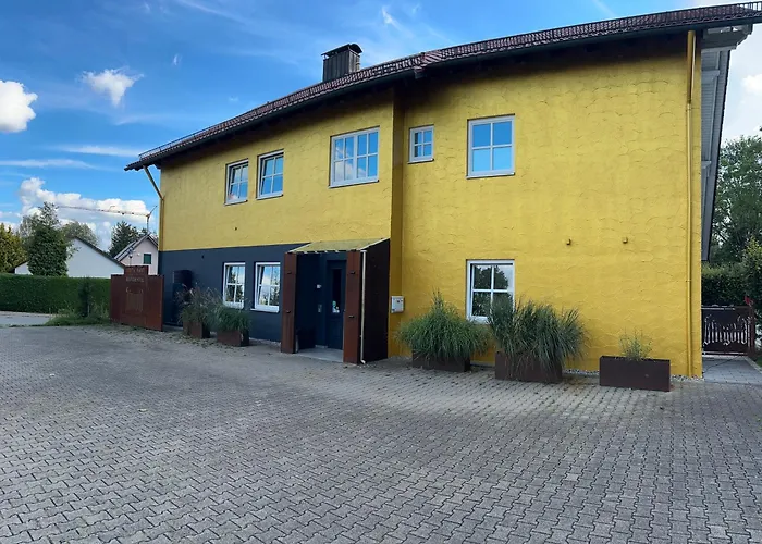 Das SinGold Hotel mit Highspeed WLAN und digitalem Schlüssel Email Adresse erforderlich