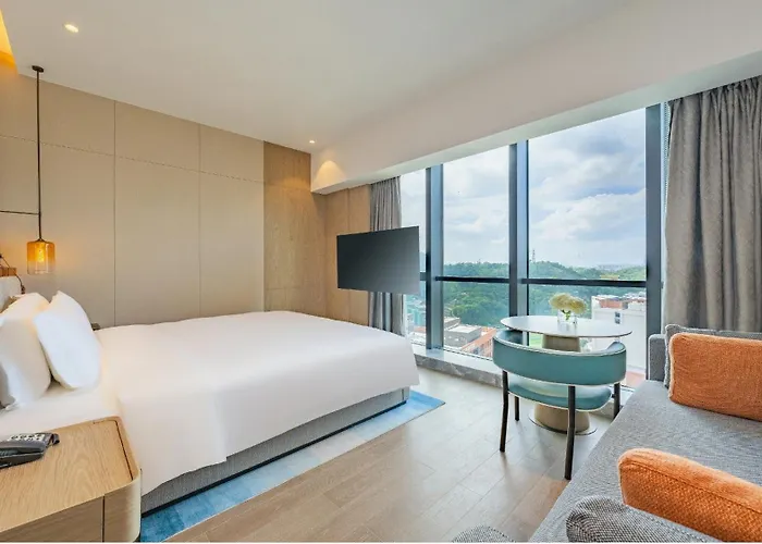 Holiday Inn Zhuhai City Center By Ihg
