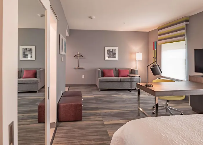 Hampton Inn & Suites Dallas/Plano Central