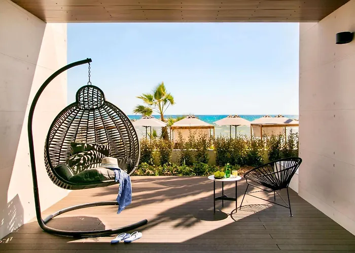 Mercure Larnaca Beach Resort