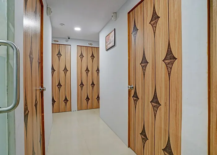 Oyo Flagship 81234 Hotel Velvet Rooms