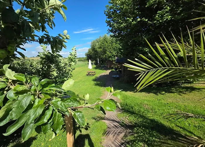 Knapp Farm Glamping Lodge 1