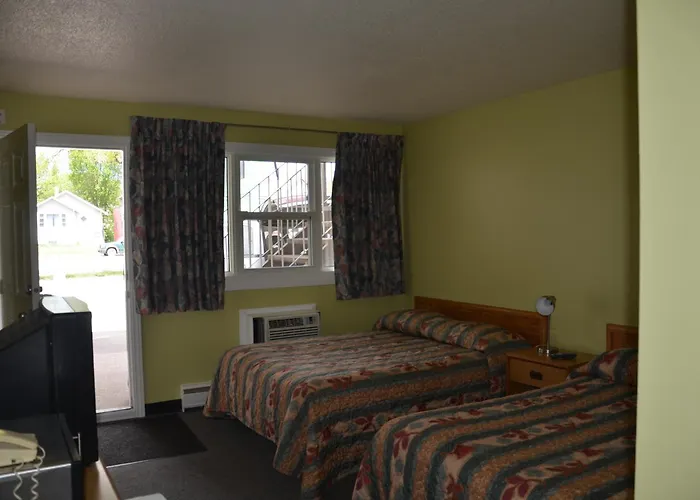 Coachman Inn