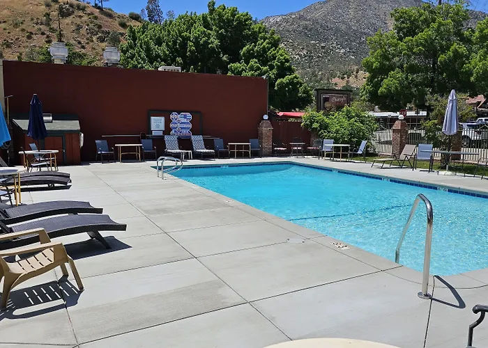 Kernville Inn