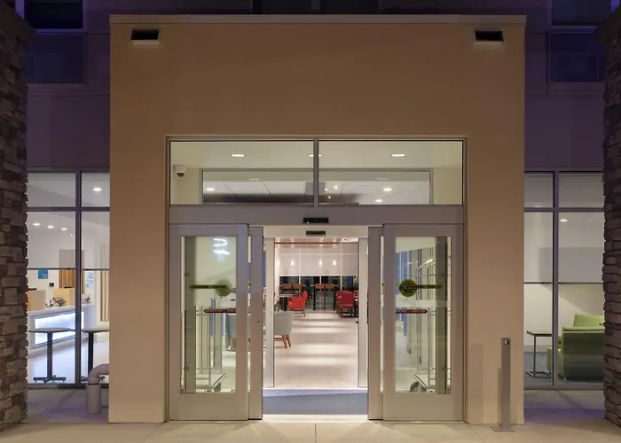 Holiday Inn Express & Suites Sioux City North - Event Center By Ihg