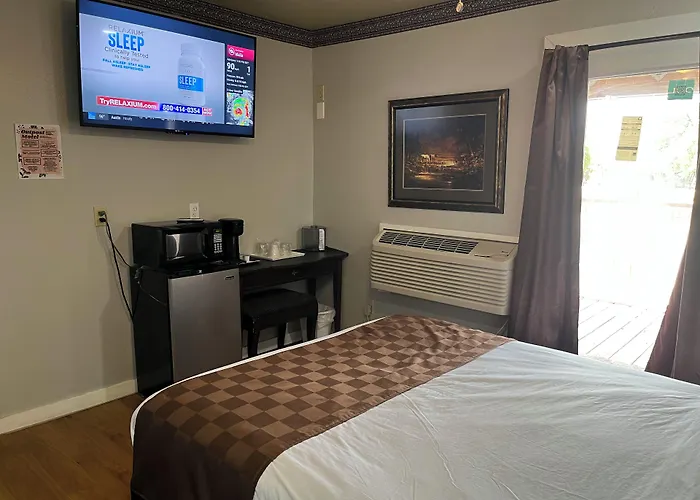 Outpost Motel