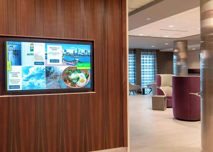 Courtyard By Marriott Cleveland Elyria