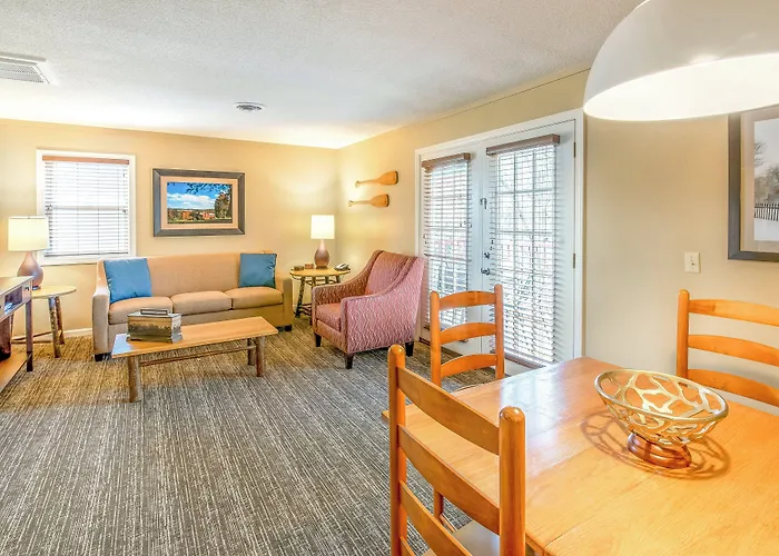Holiday Inn Club Vacations Oak N Spruce Resort In The Berkshires