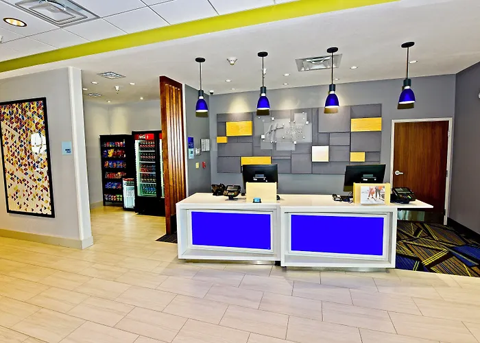 Holiday Inn Express & Suites - Perryville I-55 By Ihg
