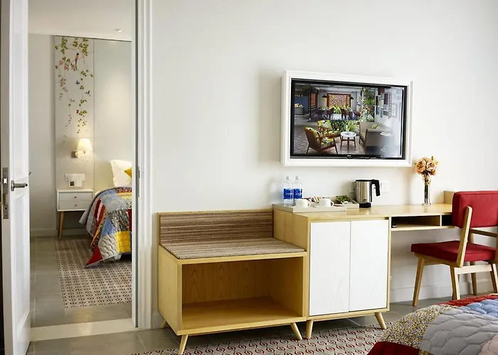 Maison De Camille Boutique Hotel