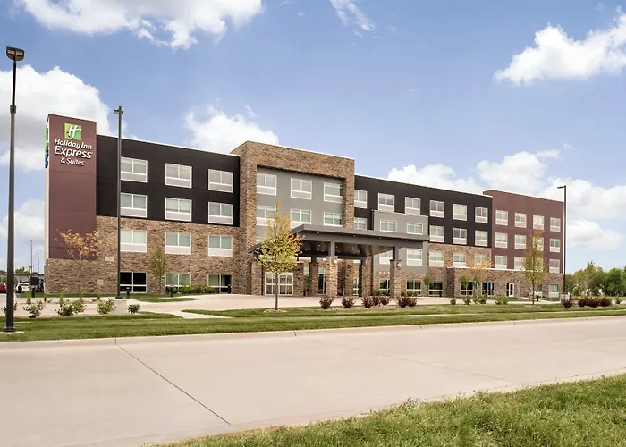 Holiday Inn Express & Suites - West Des Moines - Jordan Creek By Ihg