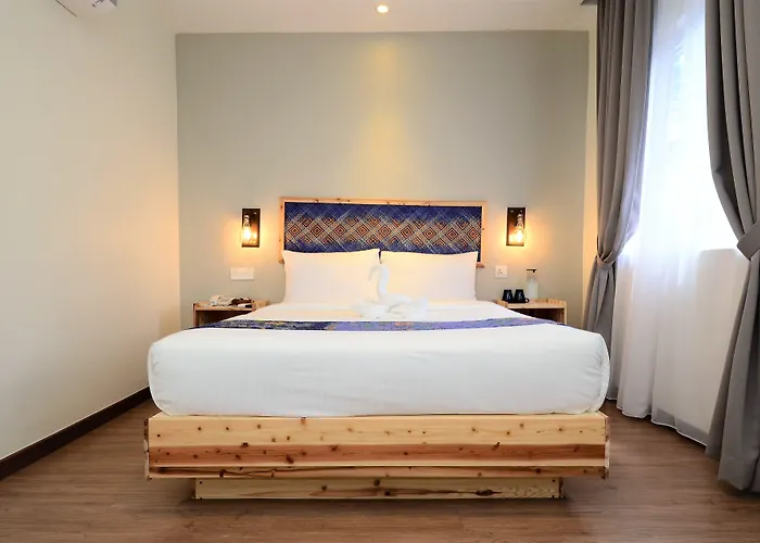 Artisan Eco Hotel