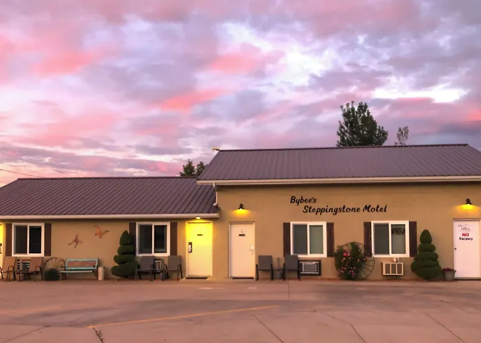 Bybee'S Steppingstone Motel