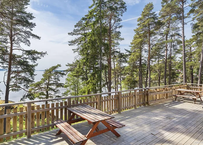 First Camp Kolmarden-Norrkoeping
