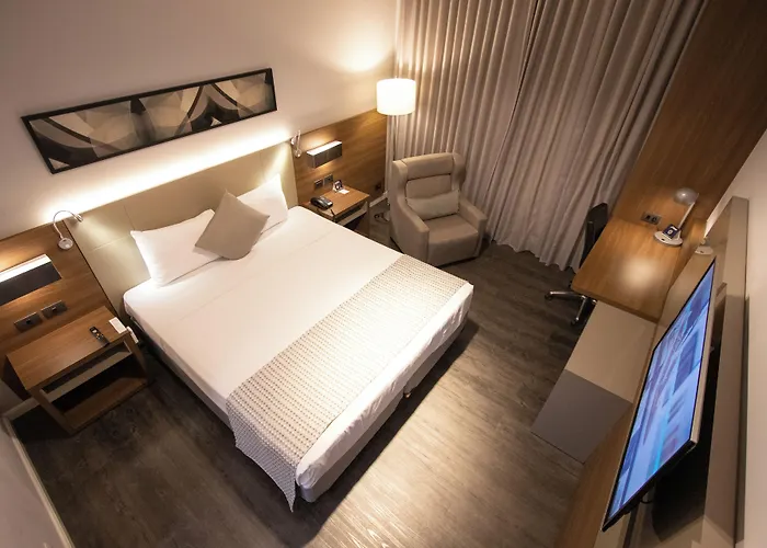 Jl Hotel By Bourbon