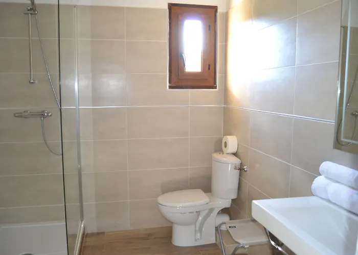 Hotel Cyrnea
