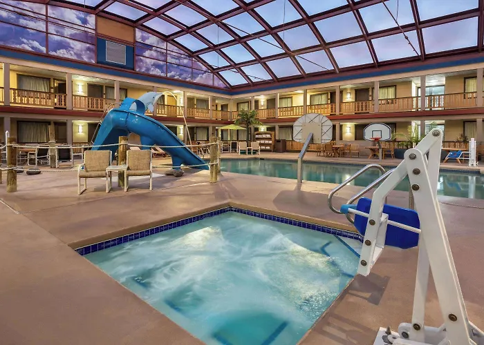 Americinn By Wyndham La Crosse Riverfront Conference Center