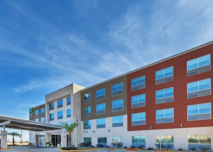 Holiday Inn Express & Suites Brenham South By Ihg