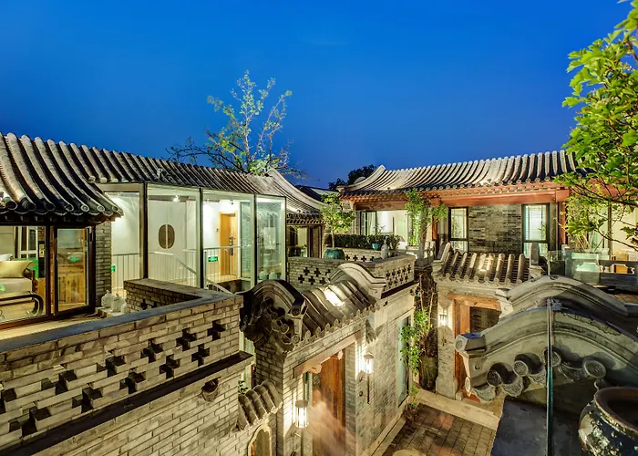 Beijing Lezai Nanluo Courtyard Hotel