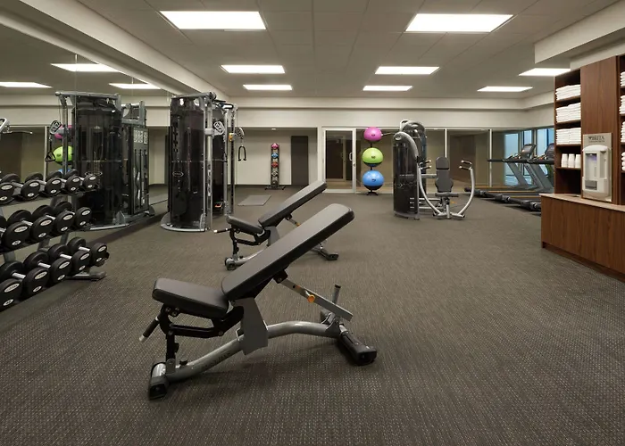Courtyard By Marriott Oshawa Hotel