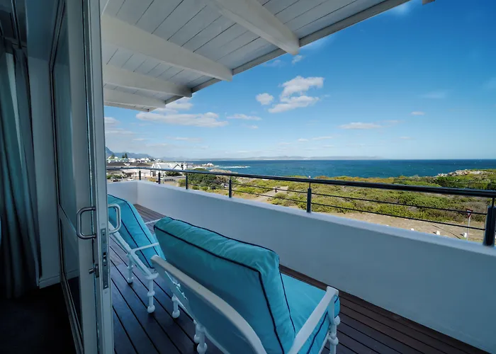 One Marine Drive Boutique Hotel & Spa By The Living Journey Collection