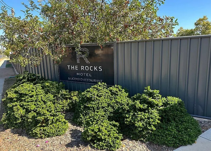The Rocks Motel