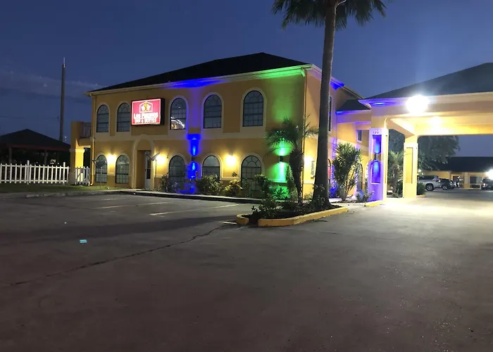 Los Fresnos Inn And Suites