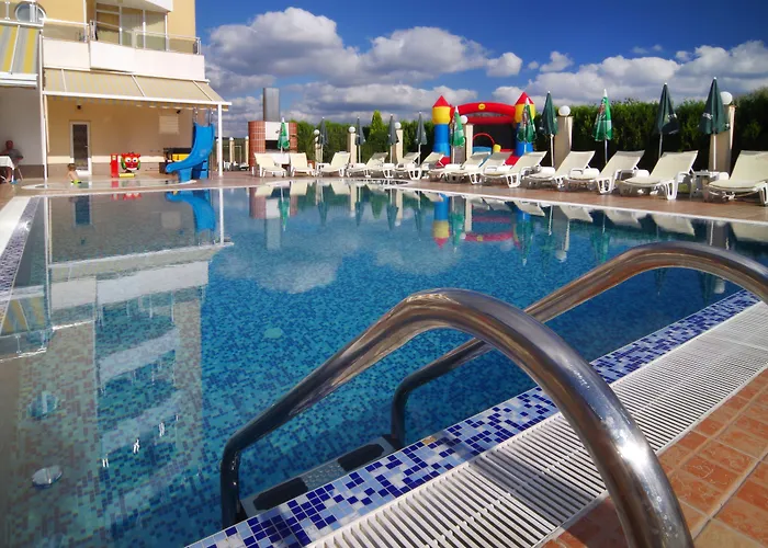 Hotel Plamena Palace